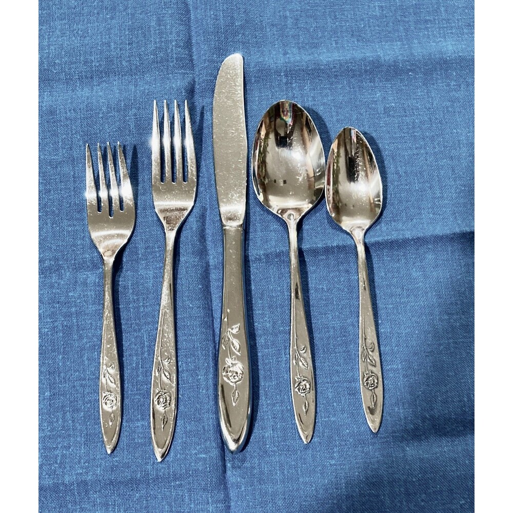 65 Piece Set Oneida Stainless 5-Pc Place Settings for 12  My Rose Pattern
